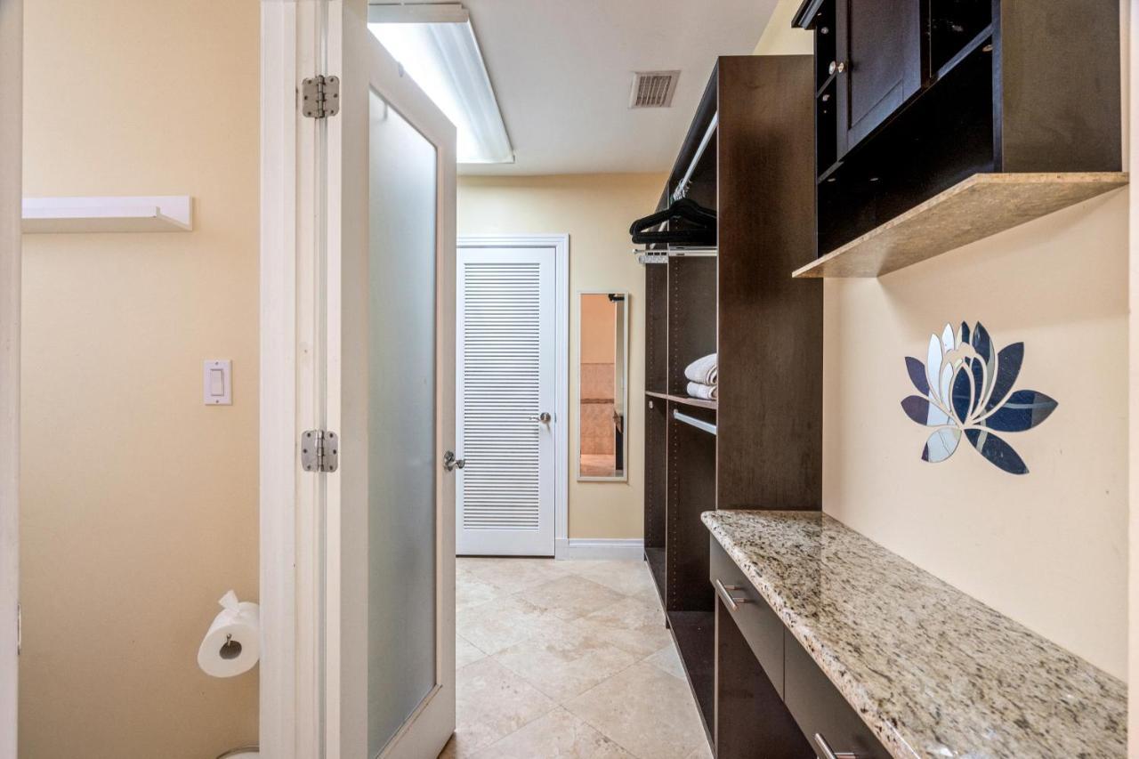 #1 Fort Lauderdale House - Heated Salt Water Pool - Private Oasis-Updated Gorgeous 3Br 3Ba - Las Olas Dış mekan fotoğraf
