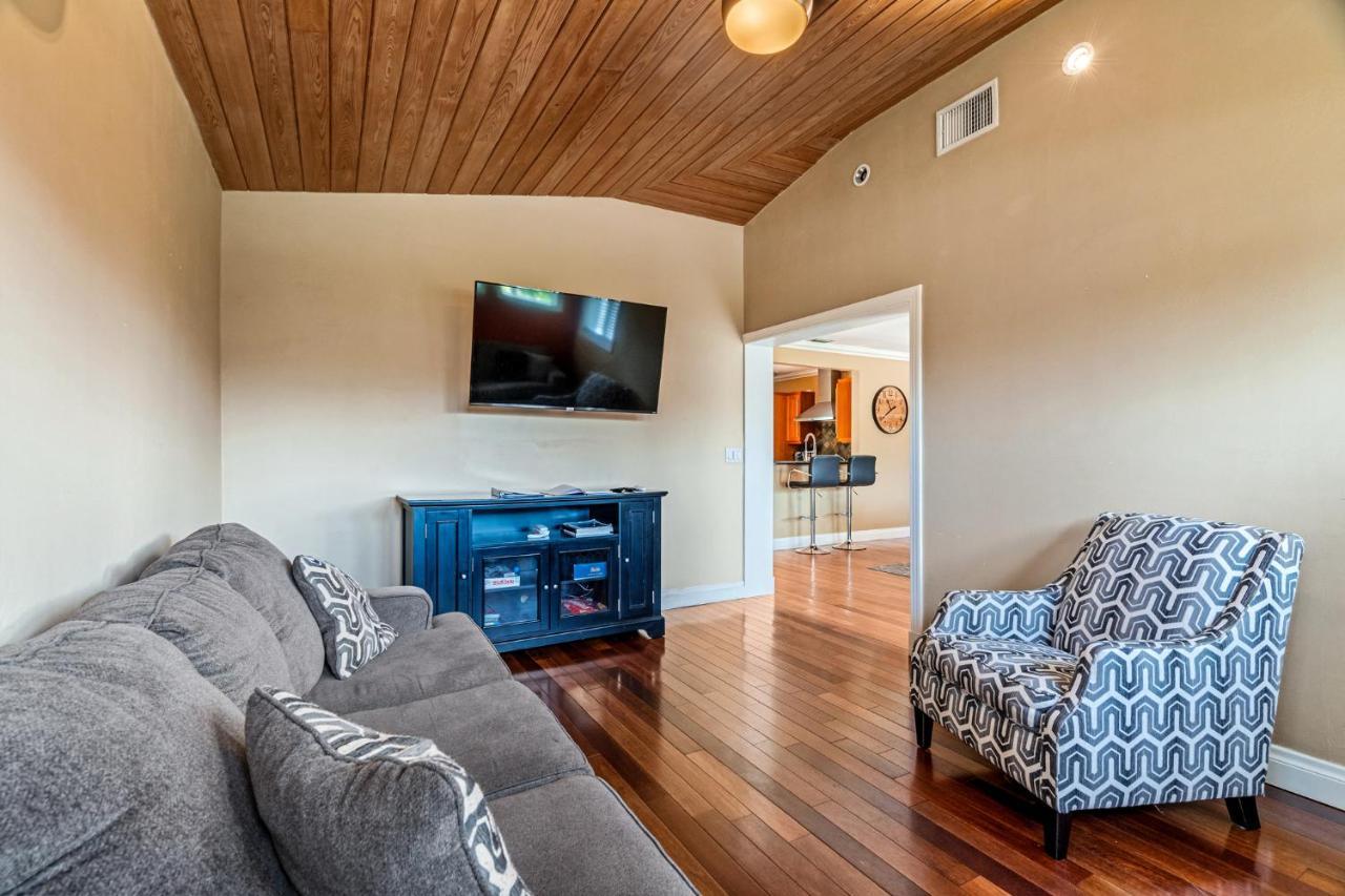 #1 Fort Lauderdale House - Heated Salt Water Pool - Private Oasis-Updated Gorgeous 3Br 3Ba - Las Olas Dış mekan fotoğraf